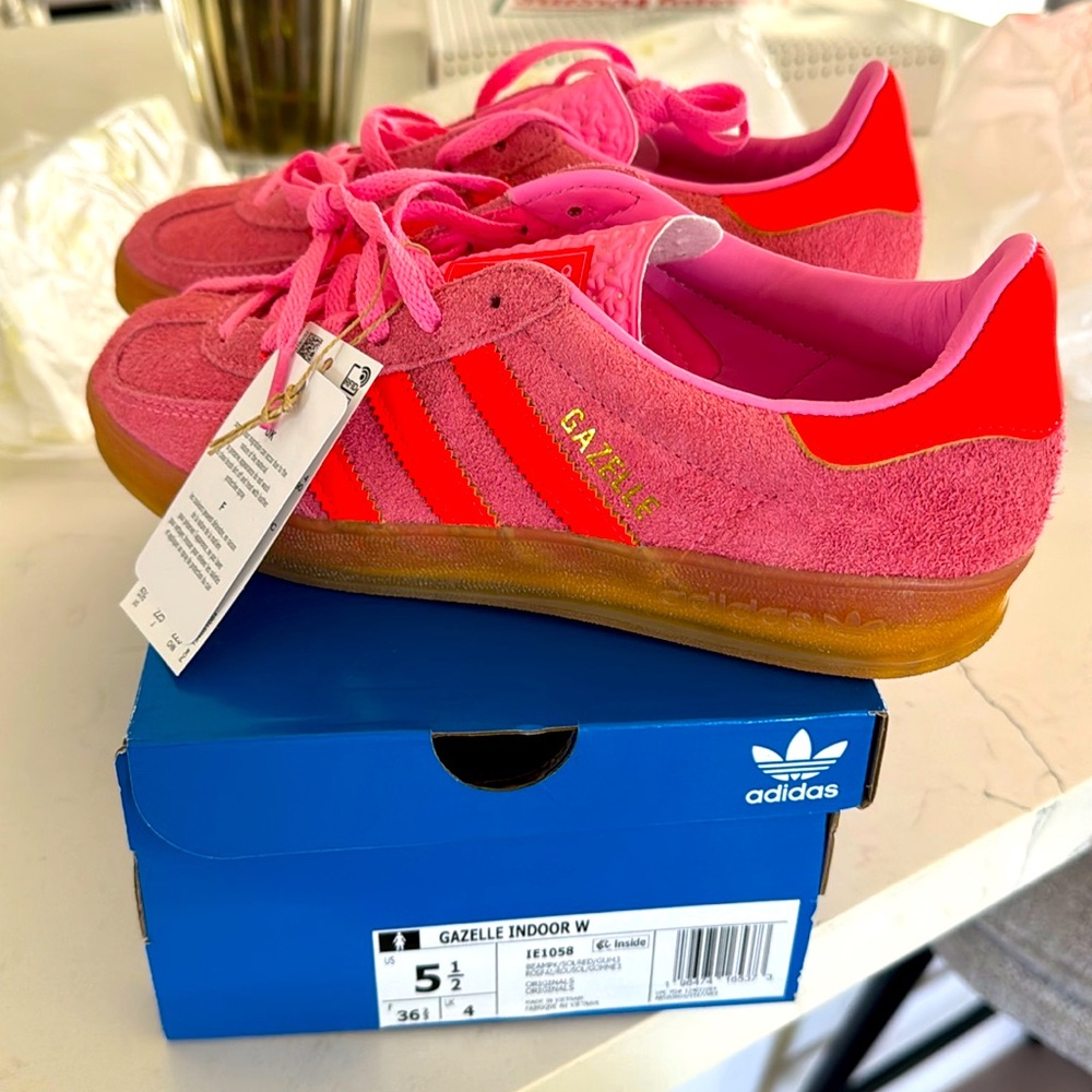 Adidas Gazelle size 5.5 Beam pink/solar red/ Gum 3